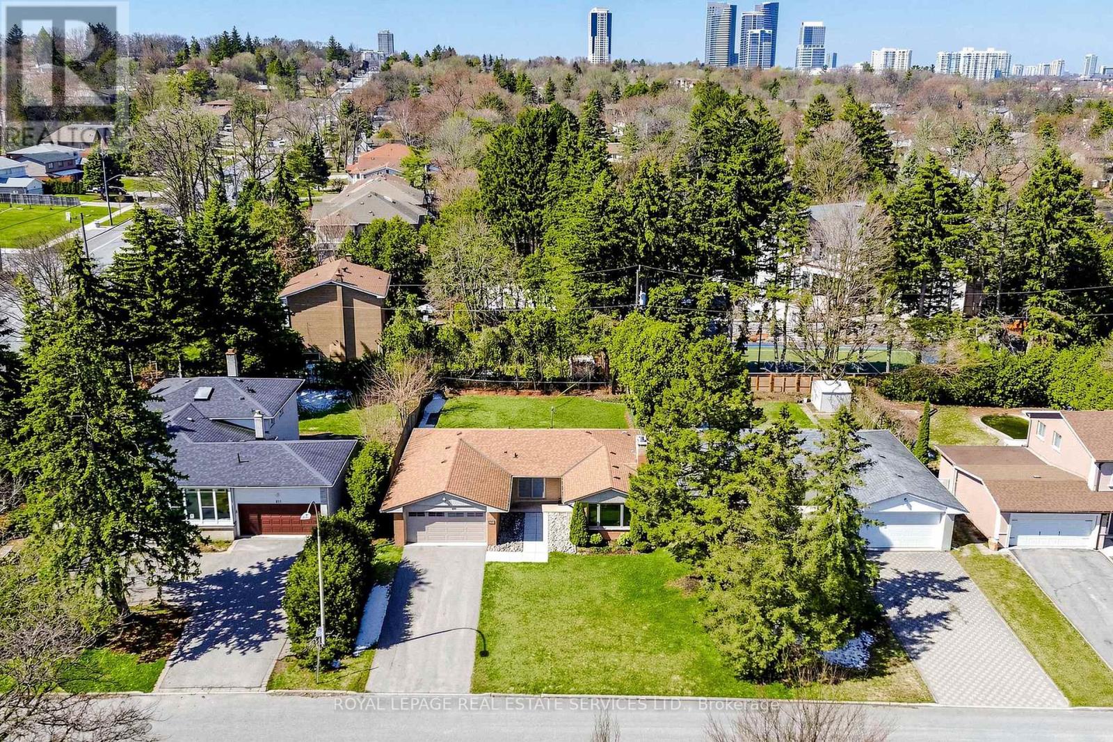 219 Grandview Avenue, Markham, Ontario  L3T 1J3 - Photo 45 - N12857642