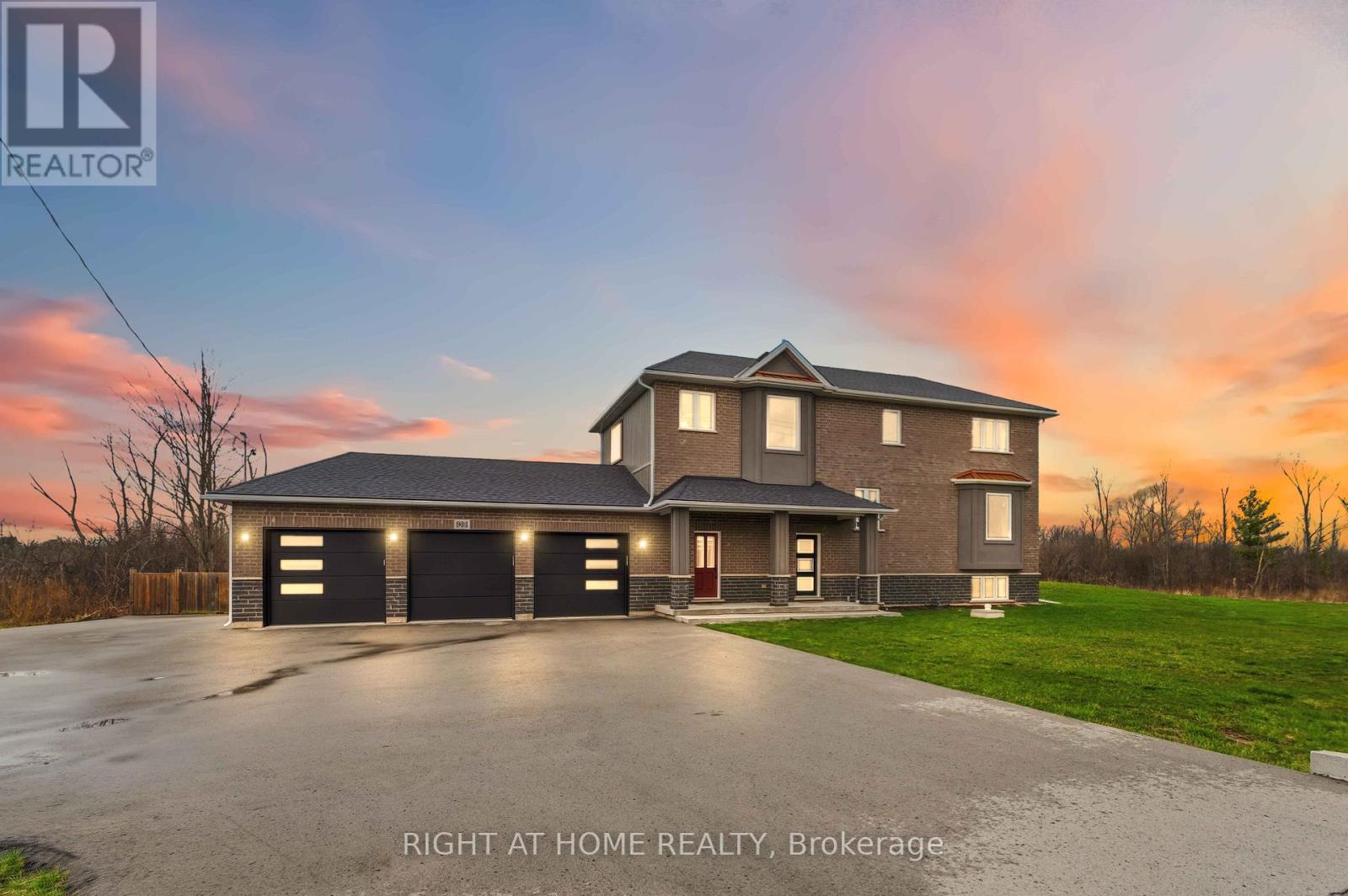 901 Gorham Road, Fort Erie, Ontario  L0S 1N0 - Photo 2 - X13002582