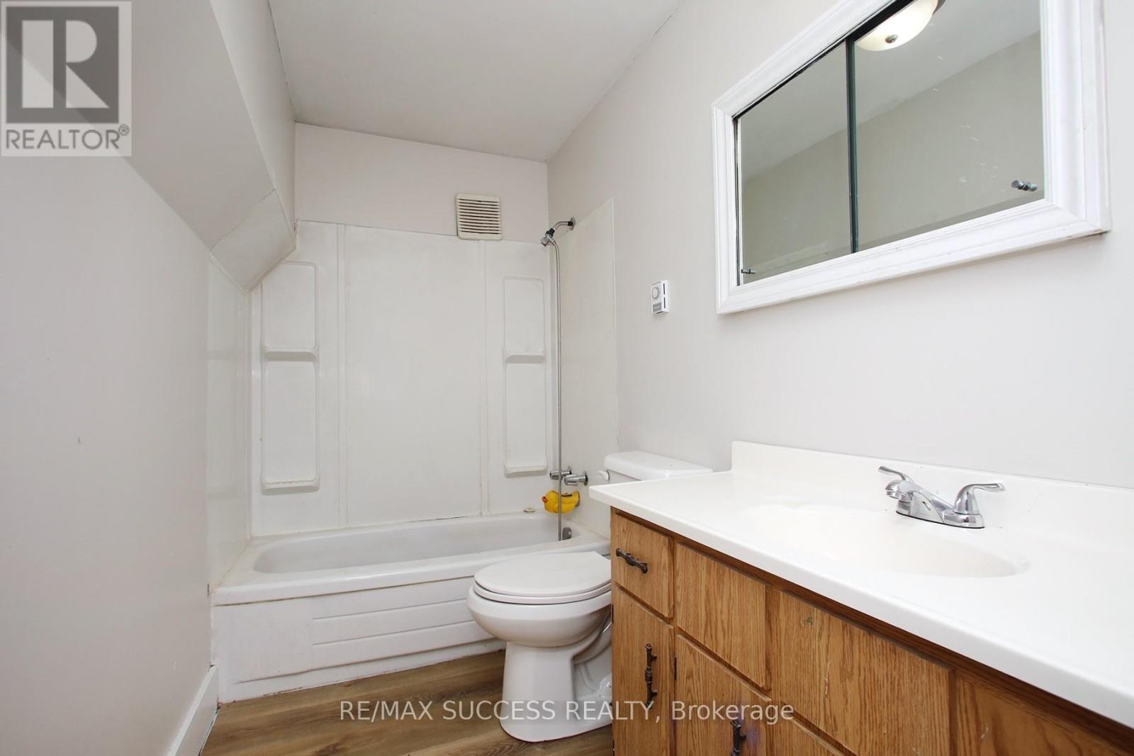 22 & 24 River Street, Thorold, Ontario  L0S 1K0 - Photo 17 - X13002648