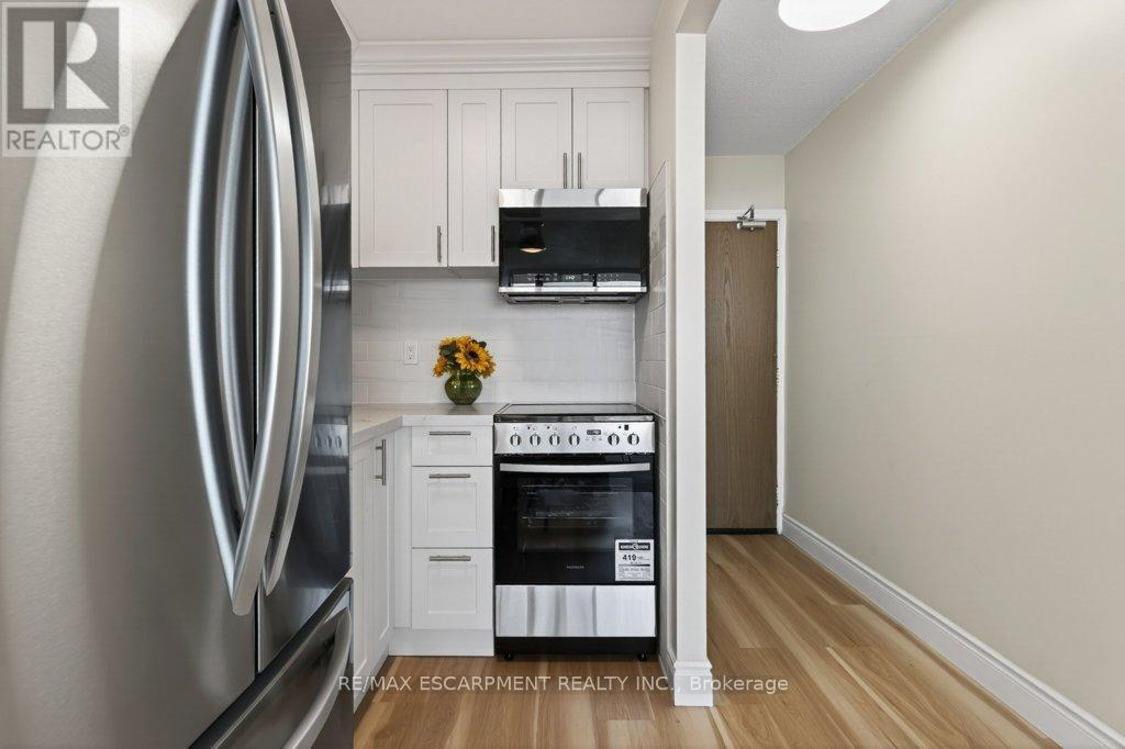 1801 - 150 Charlton Avenue E, Hamilton, Ontario  L8N 3X3 - Photo 8 - X13002668