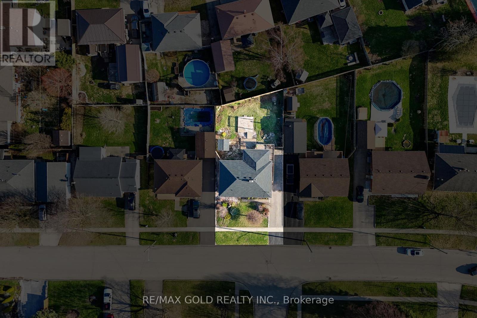 207 Brenda Crescent, Woodstock, Ontario  N4S 7R8 - Photo 7 - X13002714