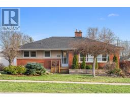 207 BRENDA CRESCENT, Woodstock, Ontario