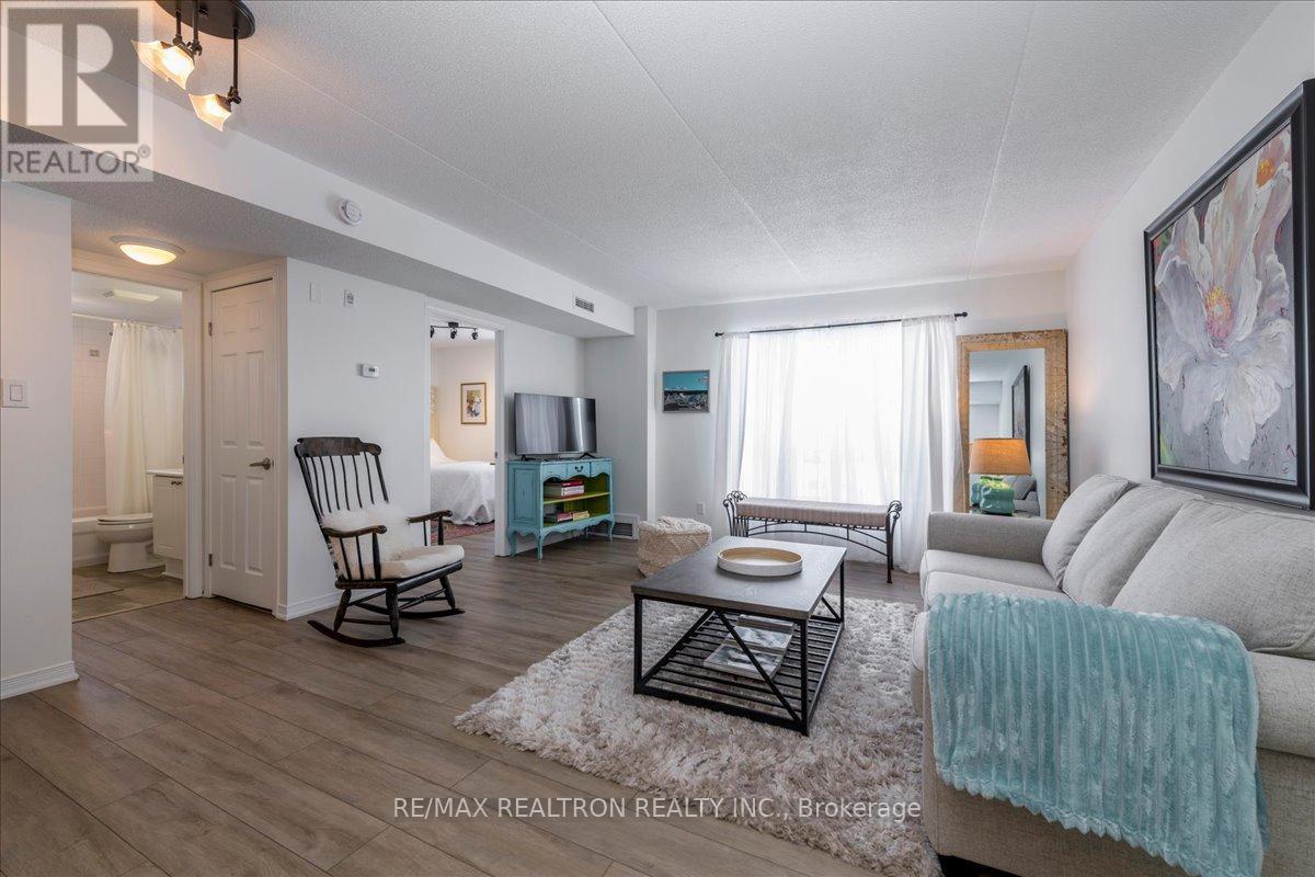 101 - 107 Bond Street, Orillia, Ontario  L3V 1J7 - Photo 15 - S12895900