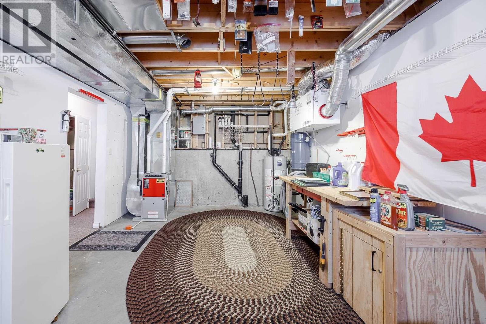 23 Queensgate Blvd, Sault Ste. Marie, Ontario  P6A 6Y6 - Photo 33 - SM260328