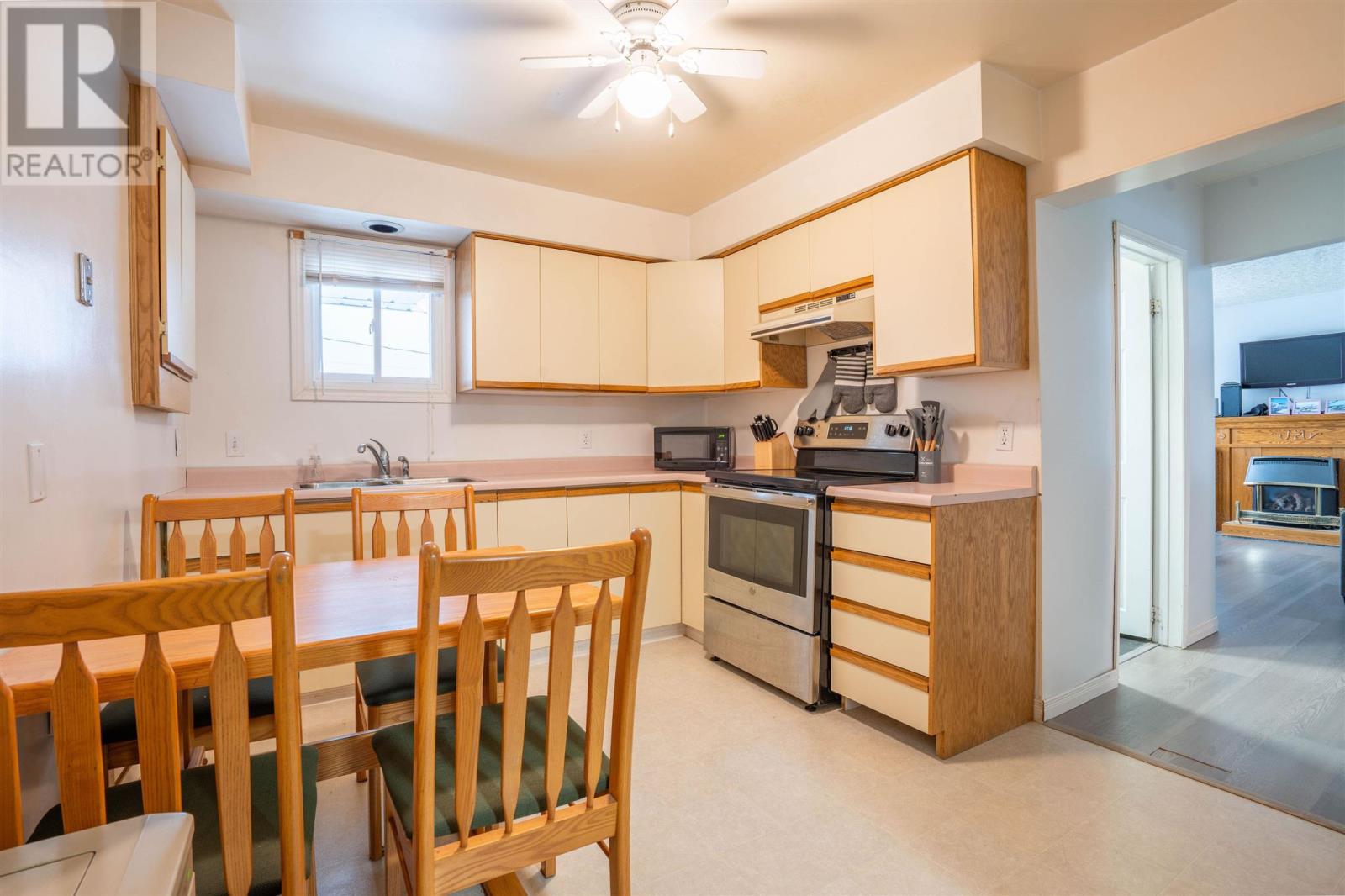 104 Birch St, Sault Ste. Marie, Ontario  P6B 2J6 - Photo 9 - SM260628