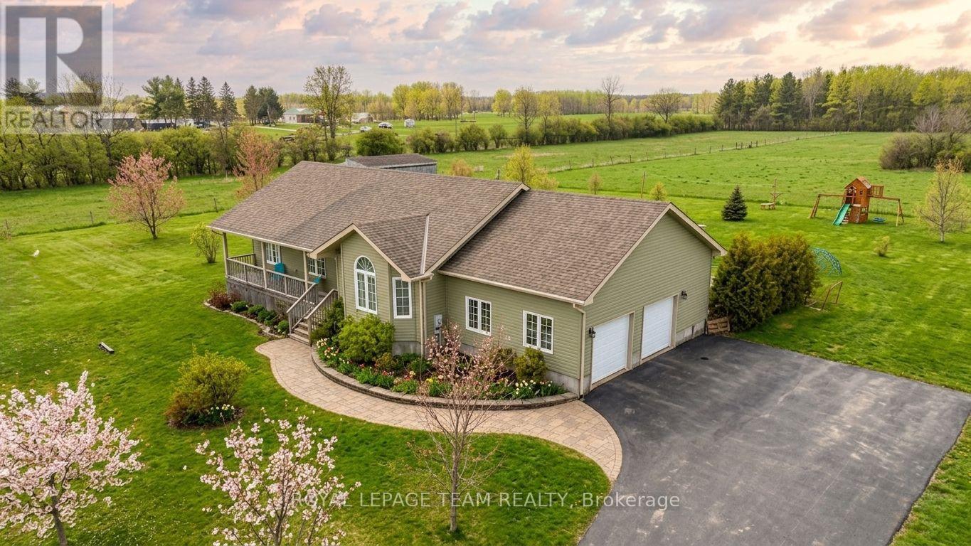 1289 RIDEAU RIVER ROAD, Montague, Ontario