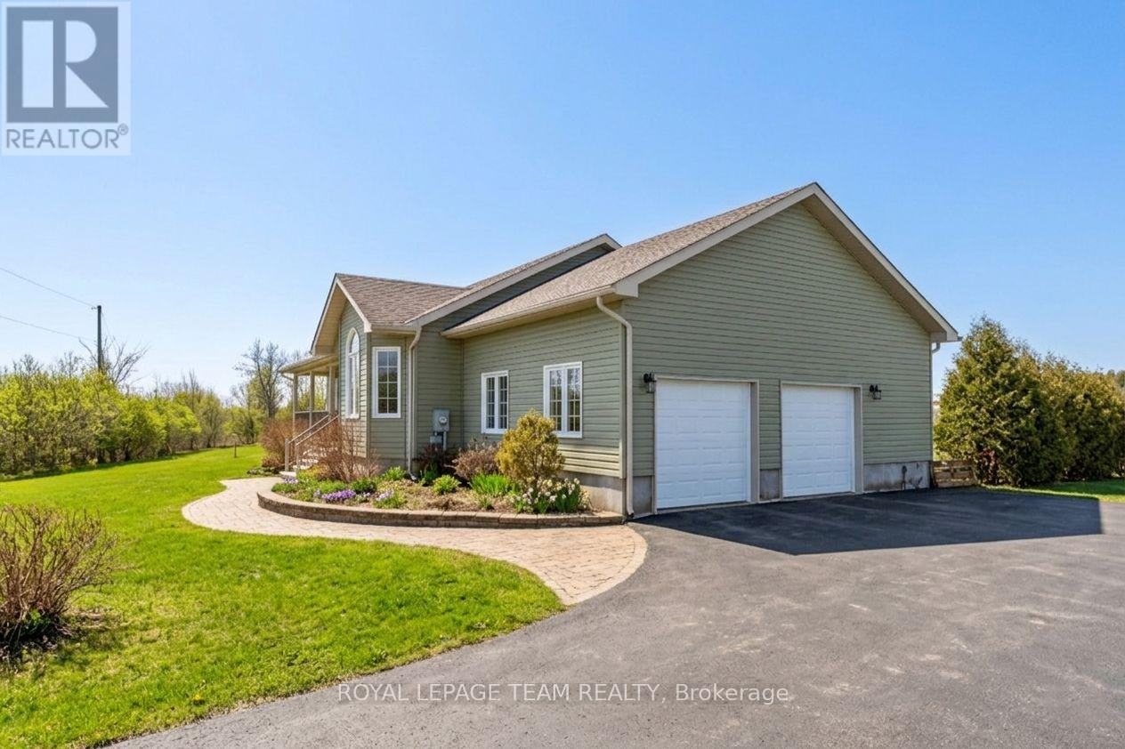 1289 Rideau River Road, Montague, Ontario  K0G 1N0 - Photo 4 - X12803178