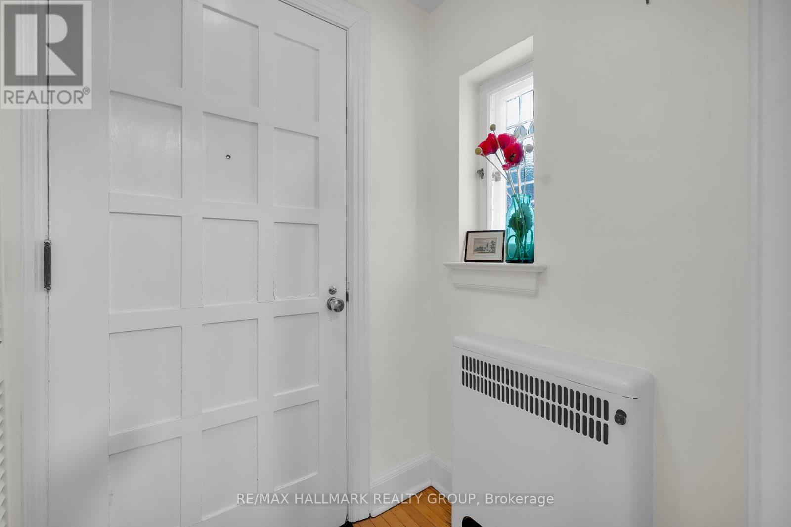 248 Old Irving Place, Ottawa, Ontario  K1Y 2A1 - Photo 2 - X13002760