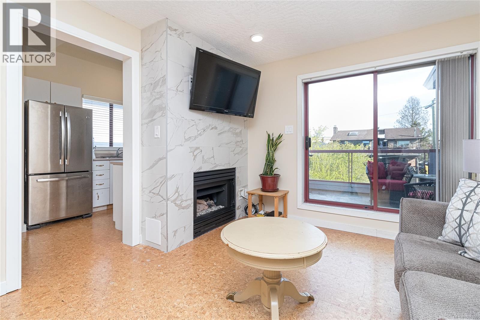 409 545 Manchester Rd, Victoria, British Columbia  V8T 5H6 - Photo 1 - 1031099