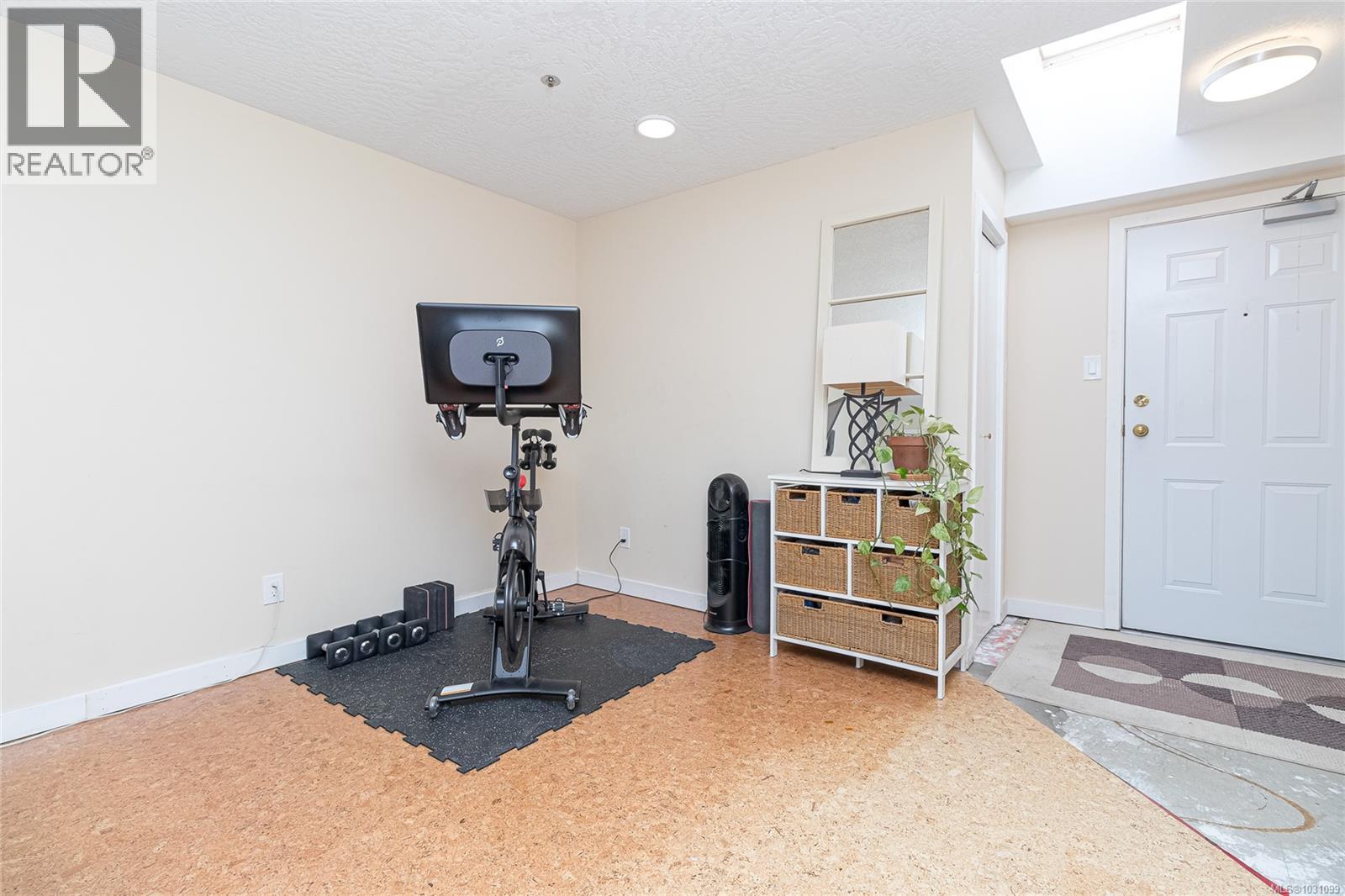 409 545 Manchester Rd, Victoria, British Columbia  V8T 5H6 - Photo 12 - 1031099