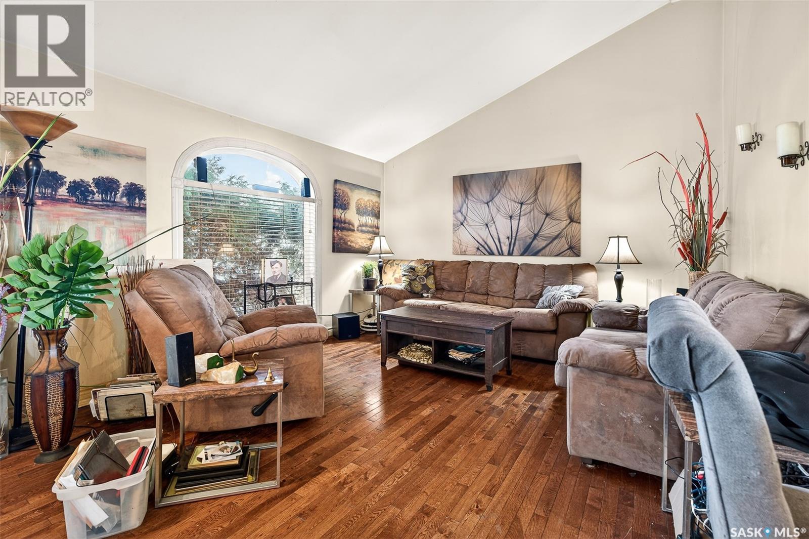 1317 Hochelaga Street W, Moose Jaw, Saskatchewan  S6H 6C3 - Photo 4 - SK028896