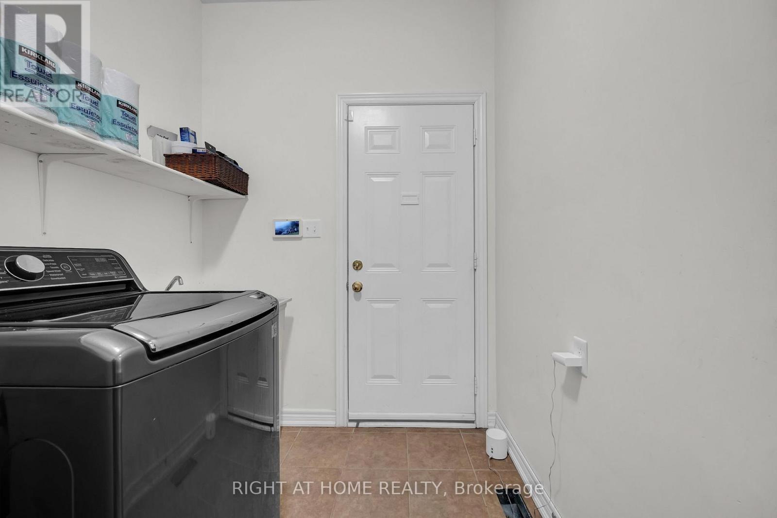 119 Mildenhall Place, Whitby, Ontario  L1M 0E4 - Photo 24 - E13002872