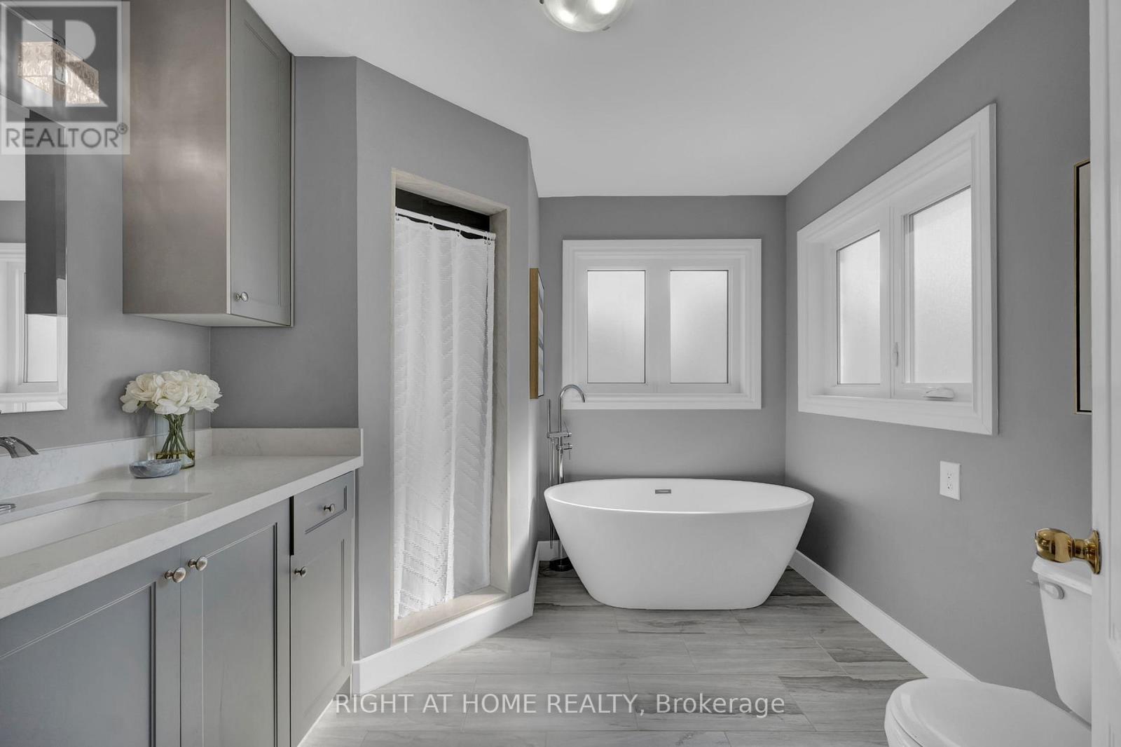 119 Mildenhall Place, Whitby, Ontario  L1M 0E4 - Photo 29 - E13002872