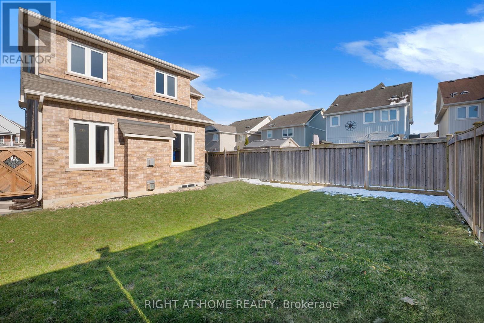 119 Mildenhall Place, Whitby, Ontario  L1M 0E4 - Photo 47 - E13002872