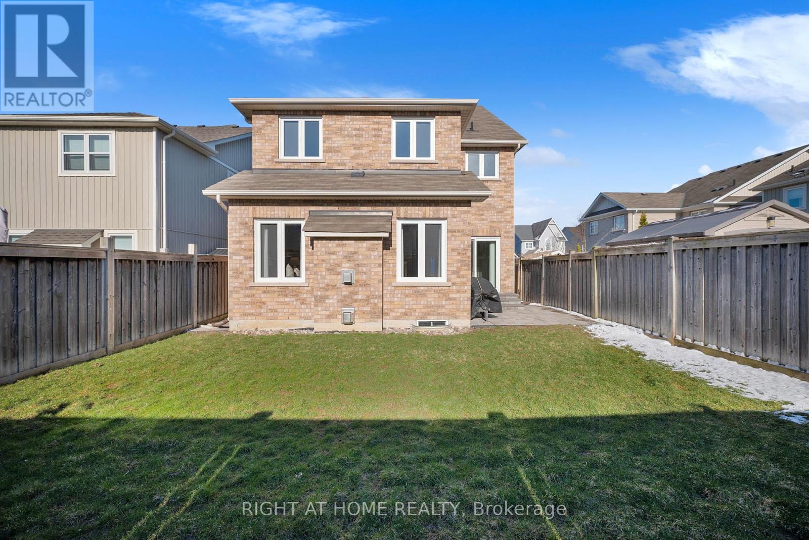 119 Mildenhall Place, Whitby, Ontario  L1M 0E4 - Photo 48 - E13002872