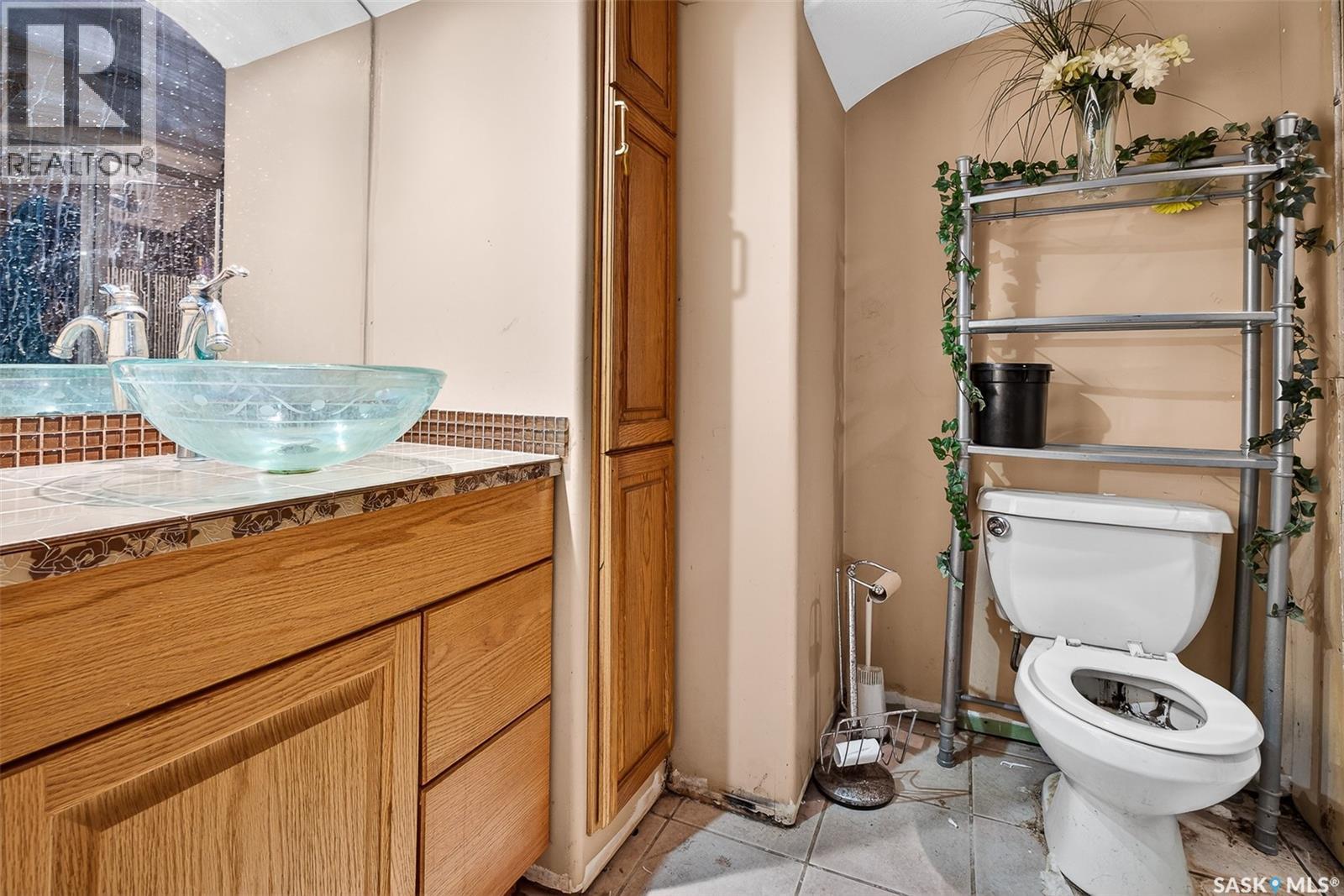 1317 Hochelaga Street W, Moose Jaw, Saskatchewan  S6H 6C3 - Photo 27 - SK028896