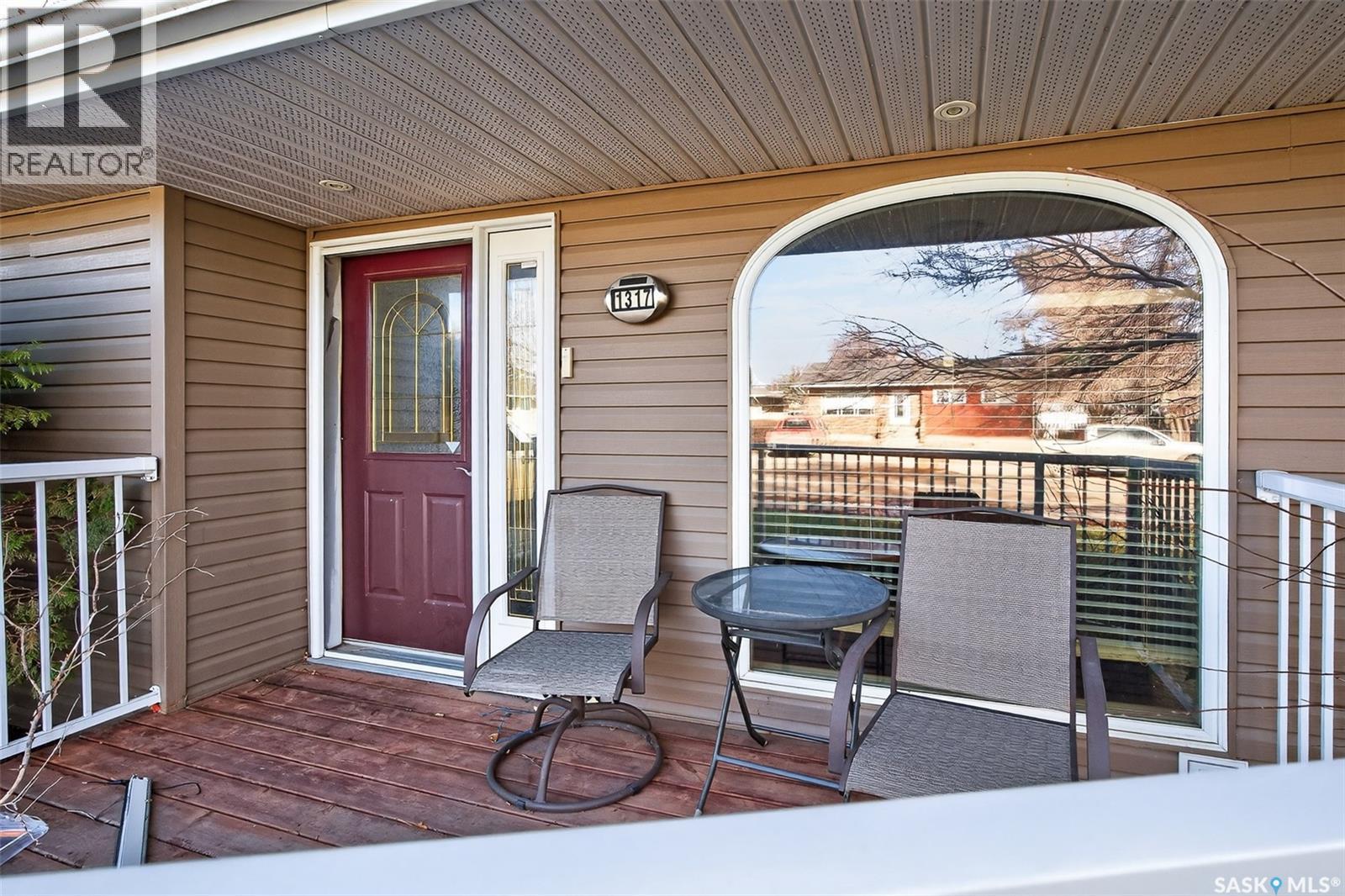 1317 Hochelaga Street W, Moose Jaw, Saskatchewan  S6H 6C3 - Photo 49 - SK028896