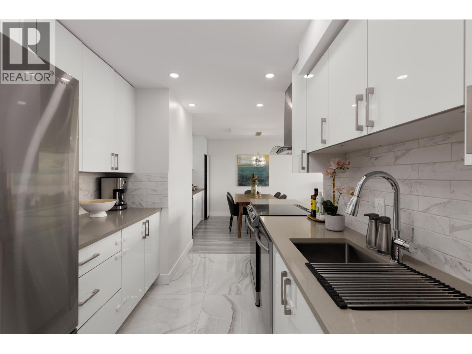 1401 6540 Burlington Avenue, Burnaby, British Columbia  V5H 4G3 - Photo 14 - R3110257