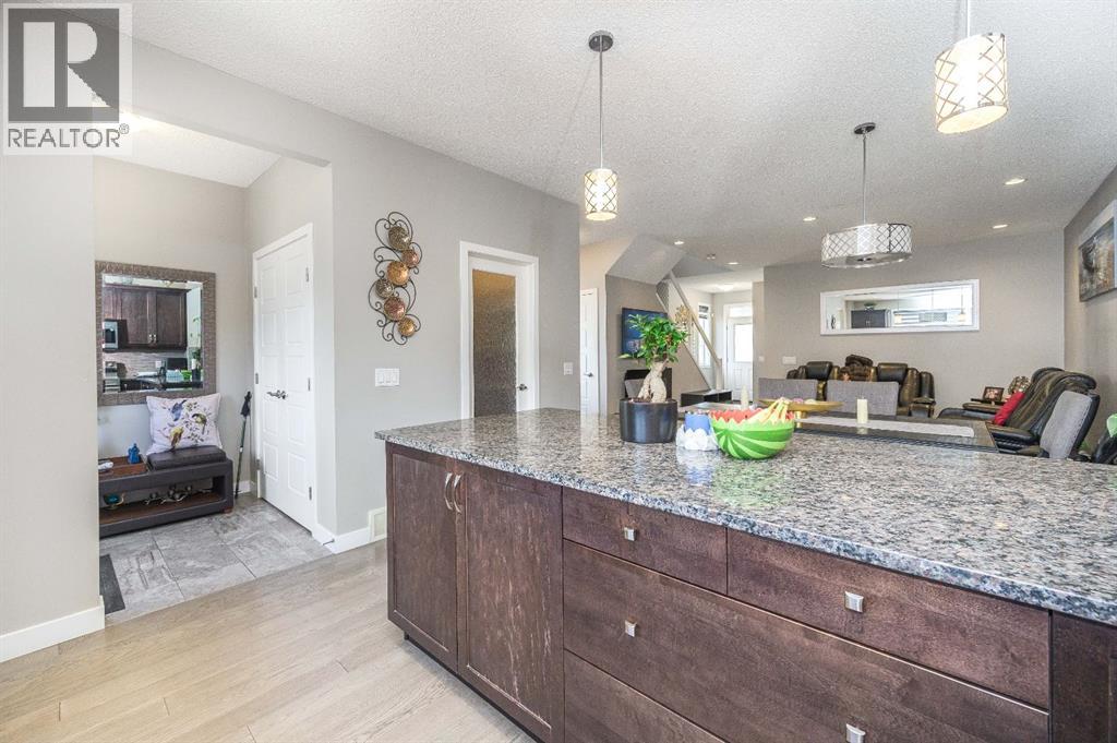 5 Masters Street Se, Calgary, Alberta  T3M 2R5 - Photo 7 - A2297137