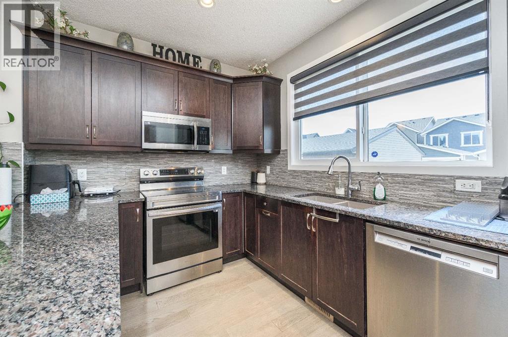 5 Masters Street Se, Calgary, Alberta  T3M 2R5 - Photo 6 - A2297137