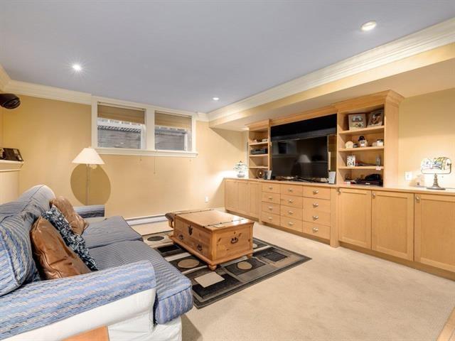 14008 Marine Drive, White Rock, British Columbia  V4B 1A7 - Photo 29 - R3111011