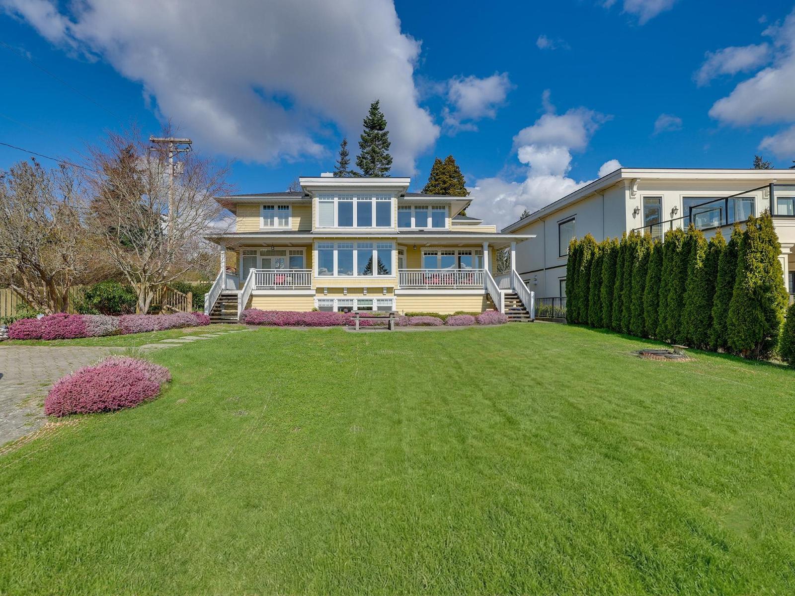 14008 Marine Drive, White Rock, British Columbia  V4B 1A7 - Photo 1 - R3111011