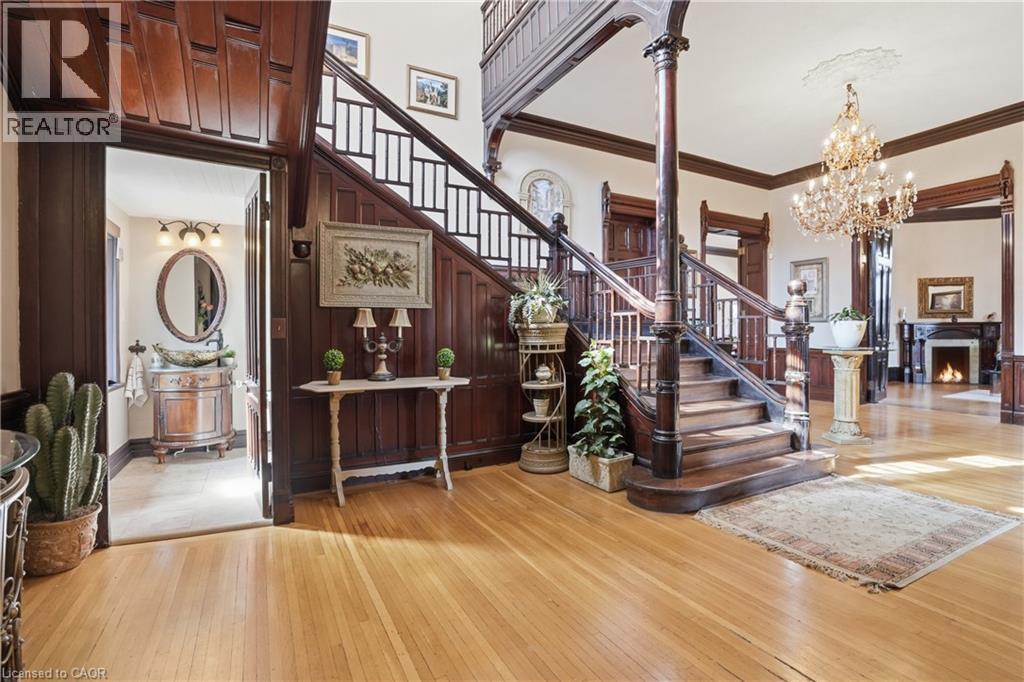 26 Ravenscliffe Avenue, Hamilton, Ontario  L8P 3M4 - Photo 6 - 40821039