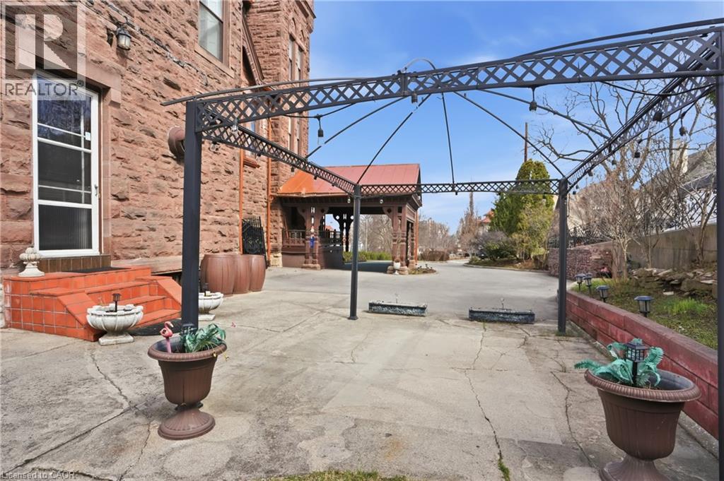 26 Ravenscliffe Avenue, Hamilton, Ontario  L8P 3M4 - Photo 31 - 40821039