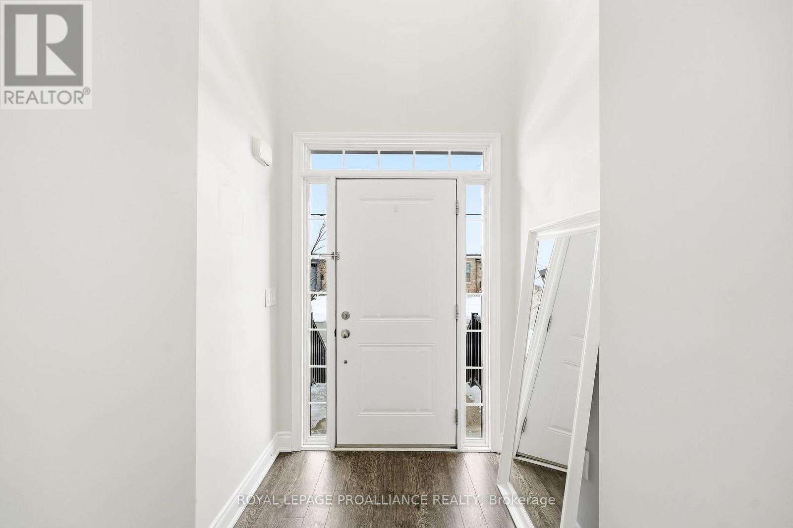 710 Elmer Hutton Street, Cobourg, Ontario  K9A 0K9 - Photo 5 - X13002880