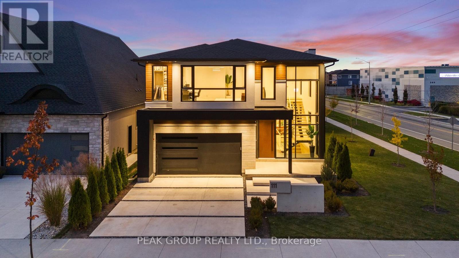 111 Millpond Road, Niagara-On-The-Lake, Ontario  L0S 1J1 - Photo 3 - X12934450