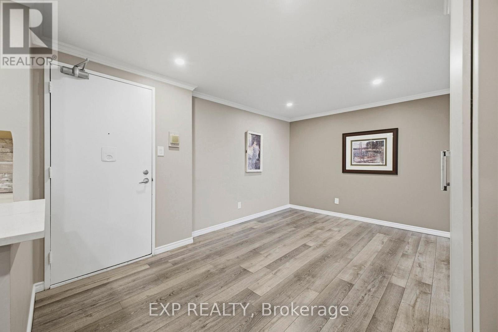 2102 - 415 Greenview Avenue, Ottawa, Ontario  K2B 8G5 - Photo 2 - X13002964