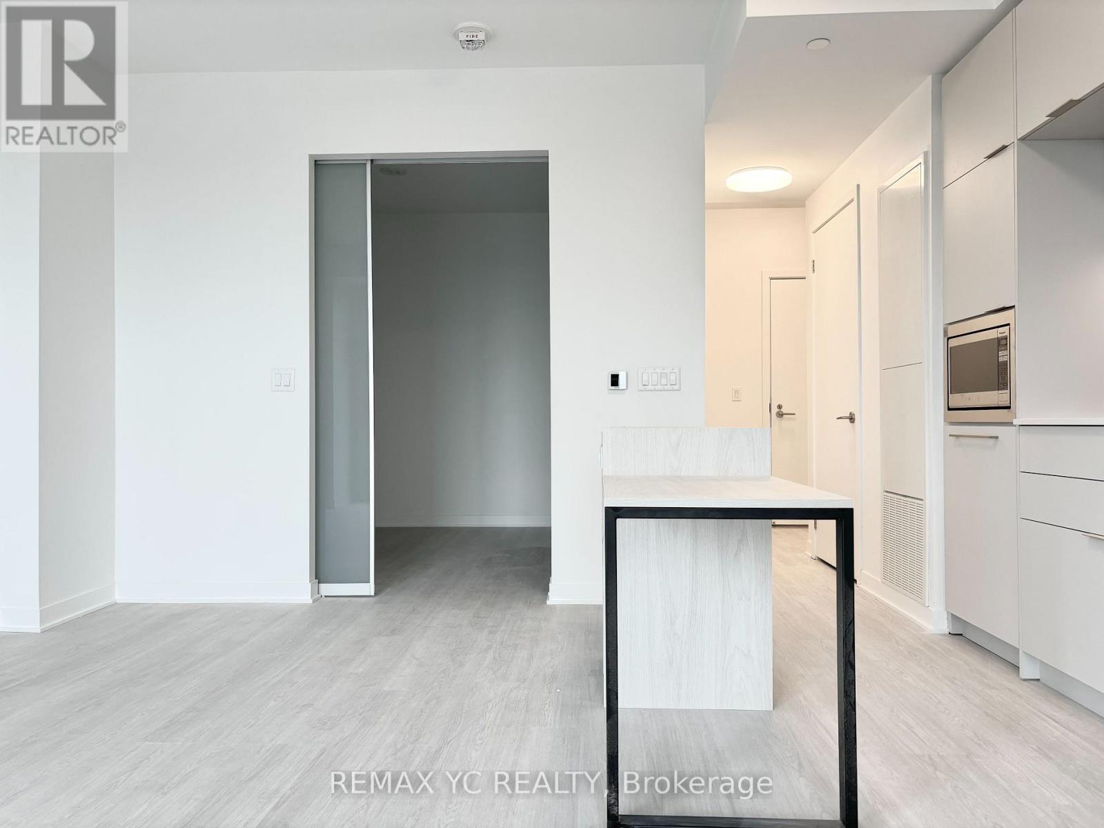 908 - 185 Alberta Avenue, Toronto, Ontario  M6C 0A5 - Photo 10 - C13001048