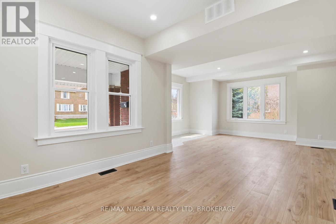 70 Bald Street, Welland, Ontario  L3C 5B9 - Photo 35 - X13002928