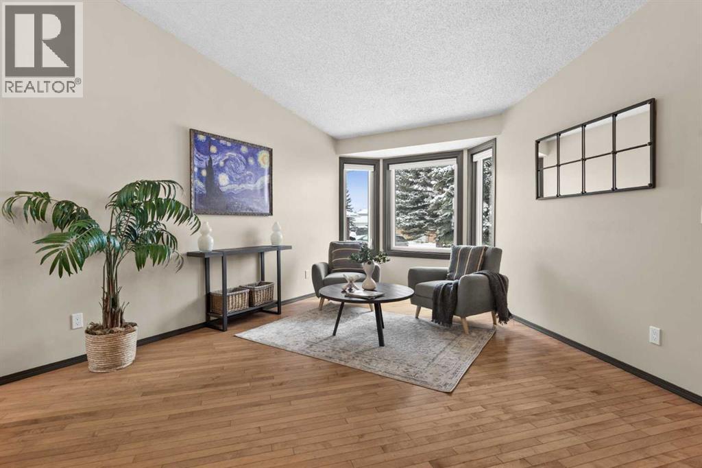 48 Rivergreen Crescent Se, Calgary, Alberta  T2C 3V5 - Photo 4 - A2301999