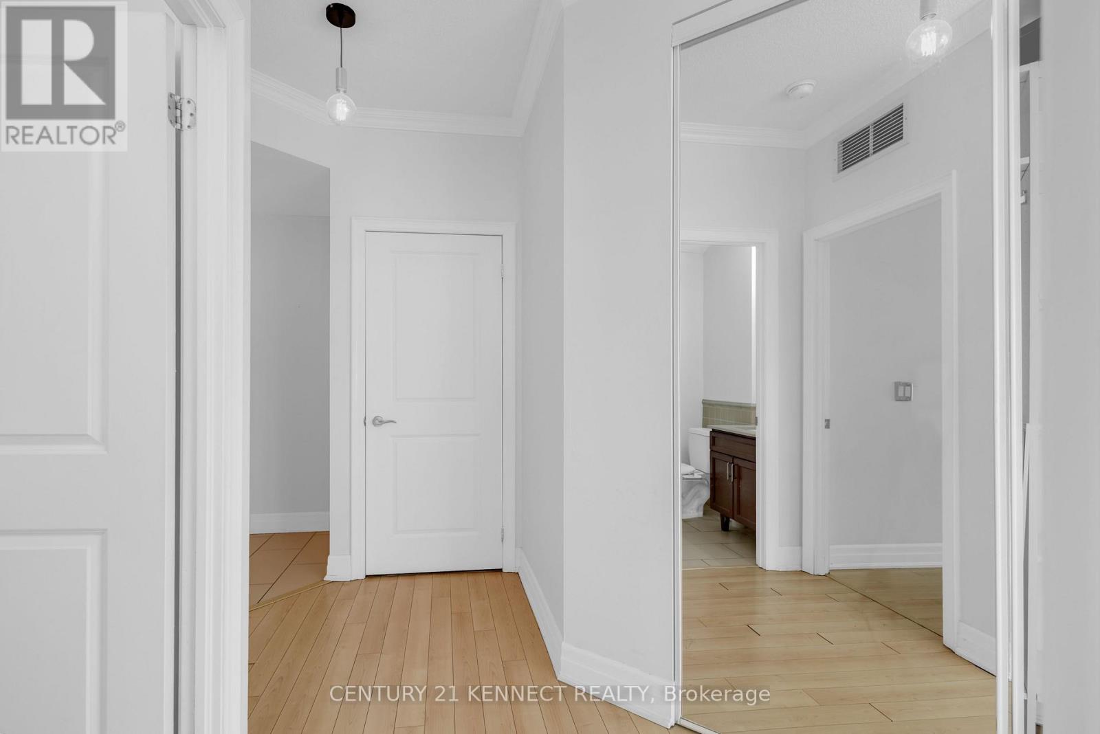 2408 - 100 John Street, Brampton, Ontario  L6N 2S8 - Photo 7 - W12926368