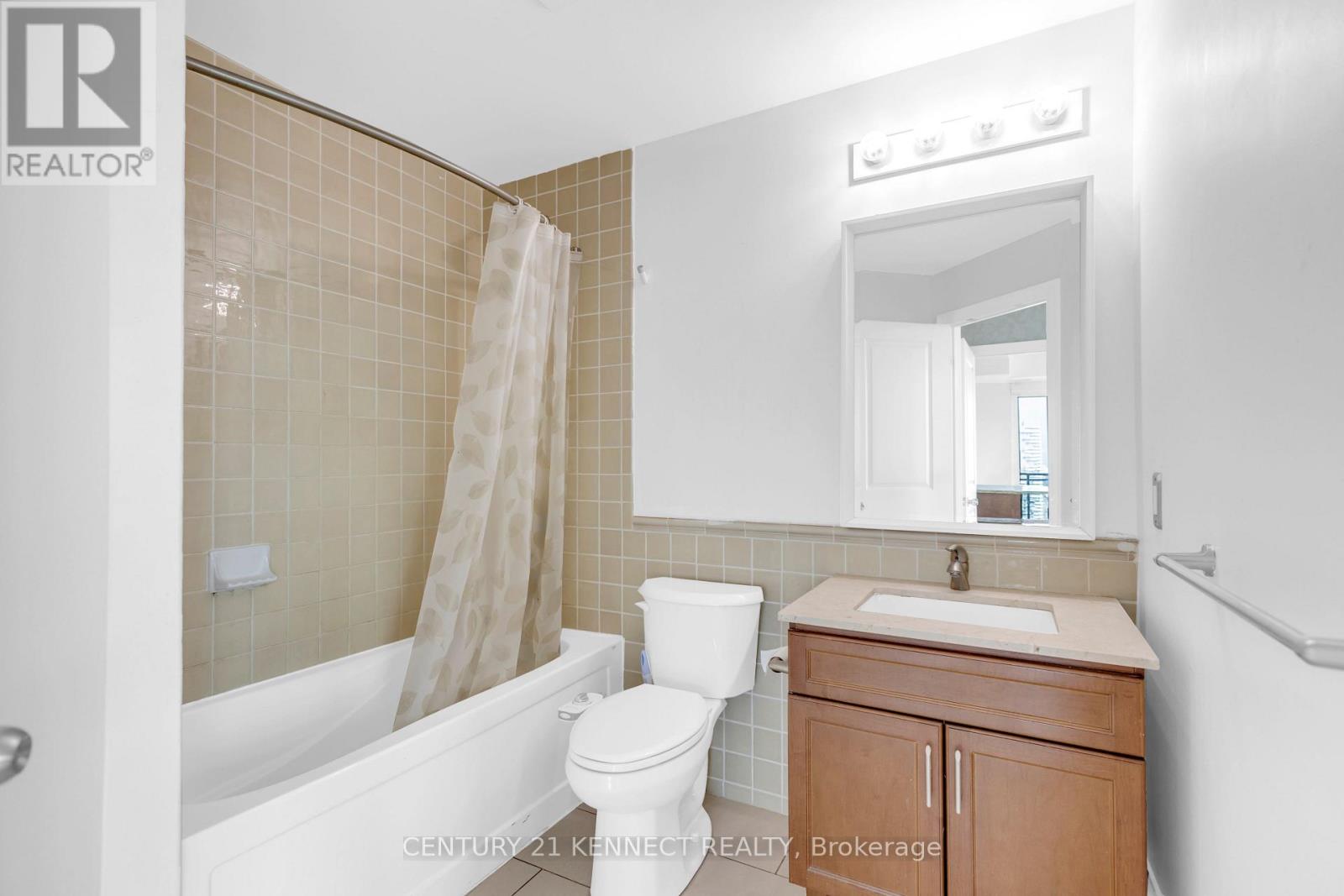 2408 - 100 John Street, Brampton, Ontario  L6N 2S8 - Photo 18 - W12926368