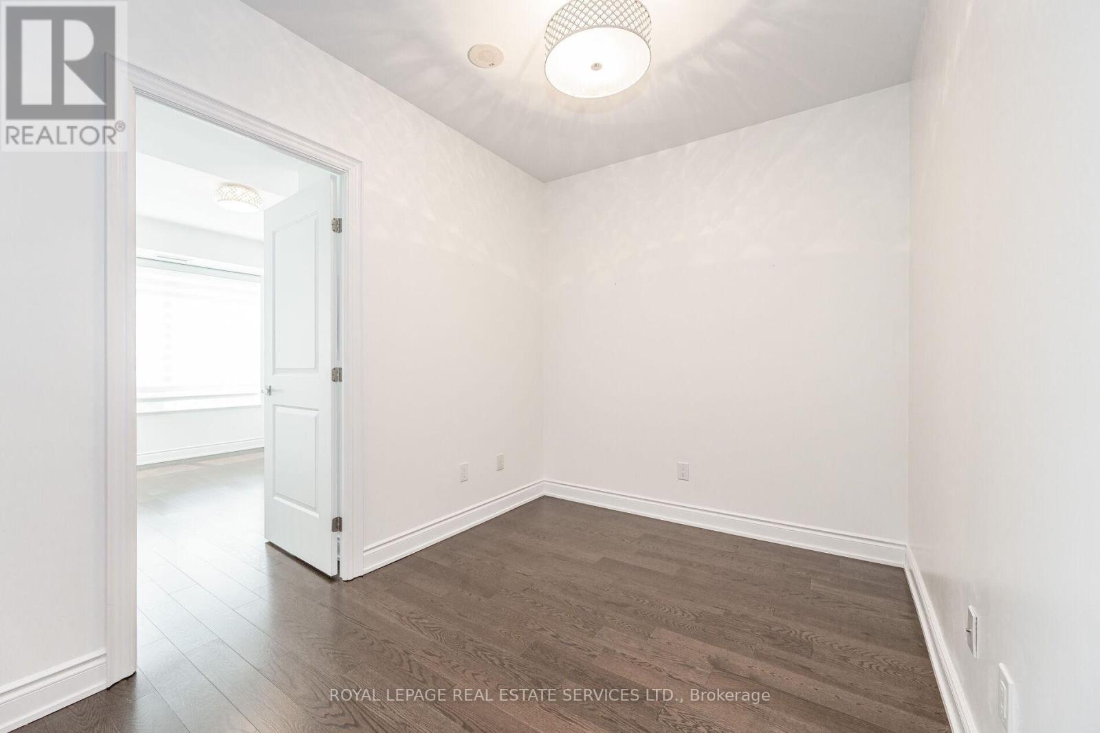 406 - 3500 Lakeshore Road W, Oakville, Ontario  L6L 0B4 - Photo 14 - W13002428