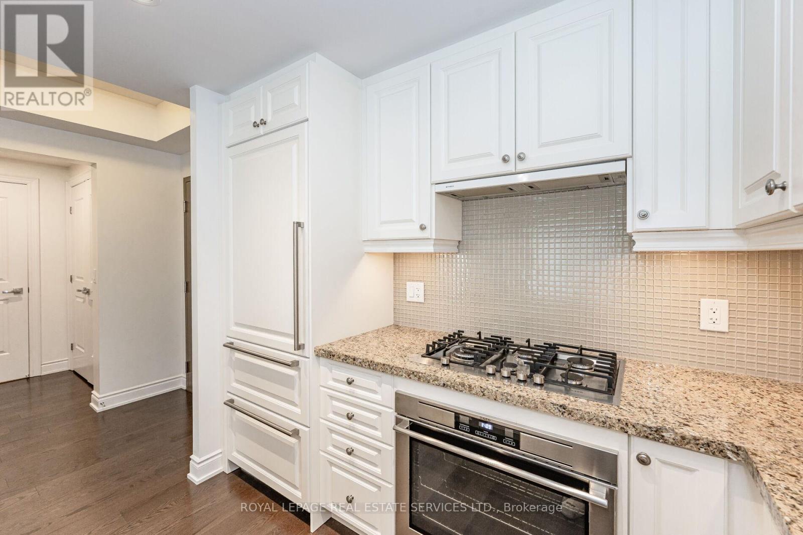 406 - 3500 Lakeshore Road W, Oakville, Ontario  L6L 0B4 - Photo 8 - W13002428