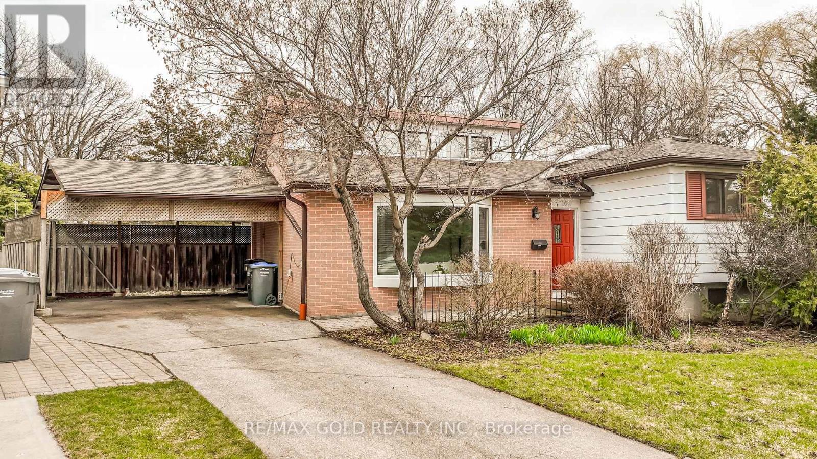 16 Donalda Place, Brampton, Ontario  L6T 1S4 - Photo 7 - W13000522