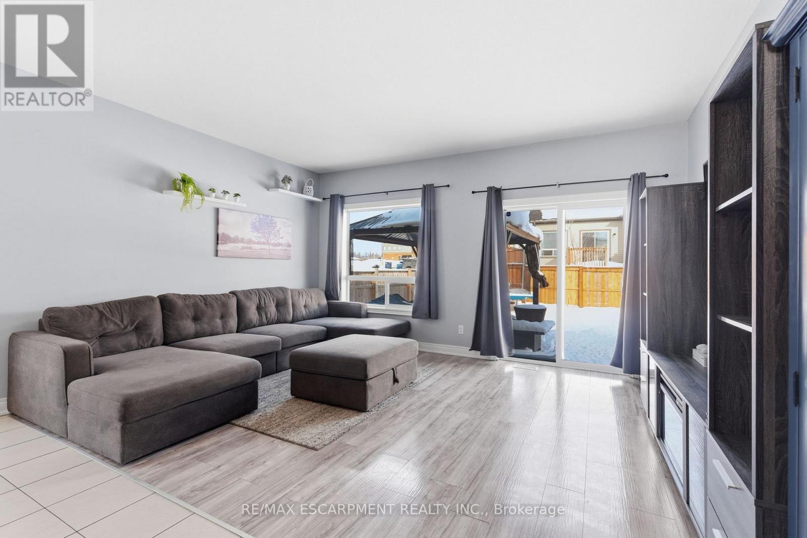 914 Burwell Street, Fort Erie, Ontario  L2A 0E3 - Photo 11 - X12758722