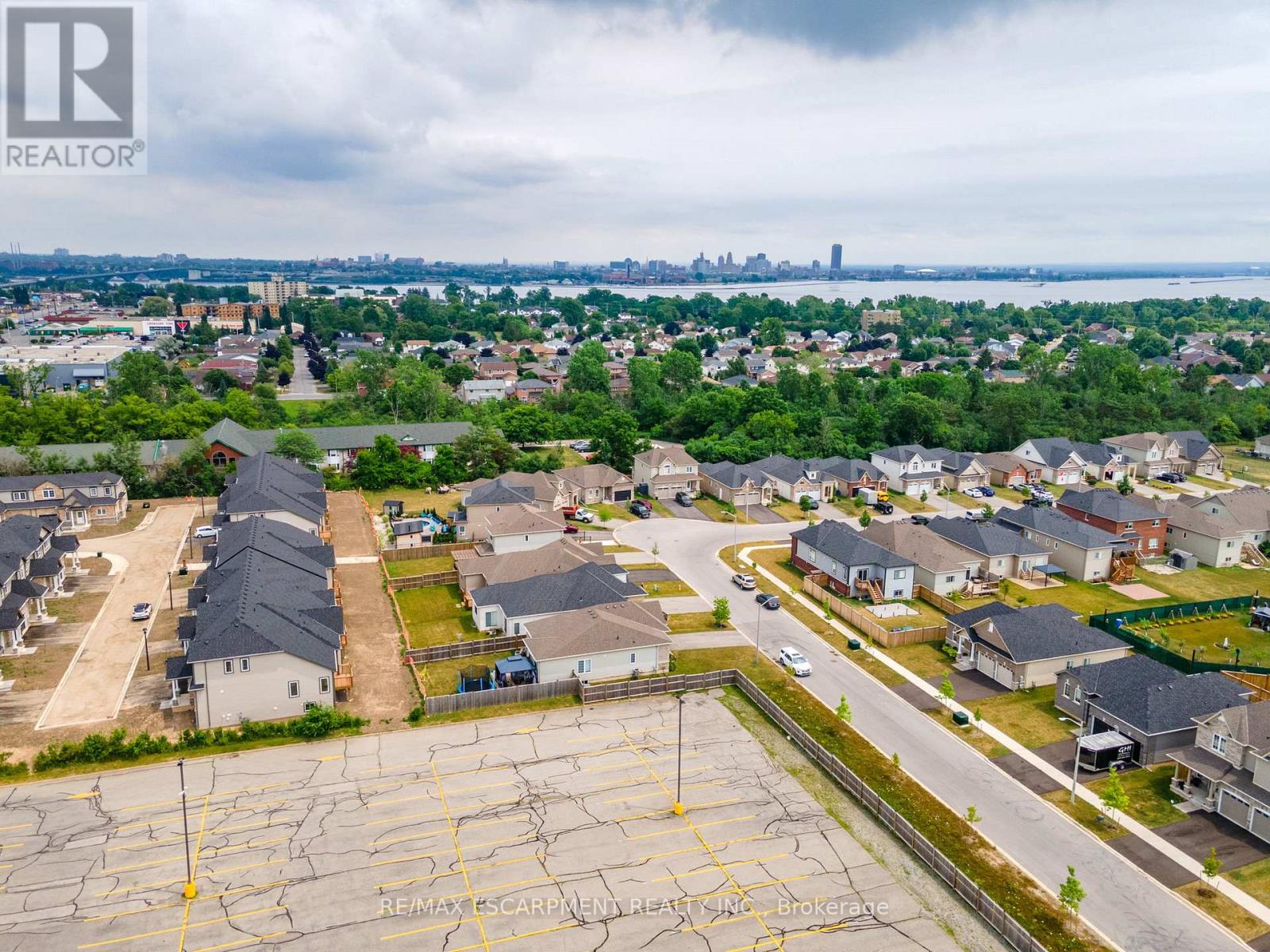 914 Burwell Street, Fort Erie, Ontario  L2A 0E3 - Photo 28 - X12758722