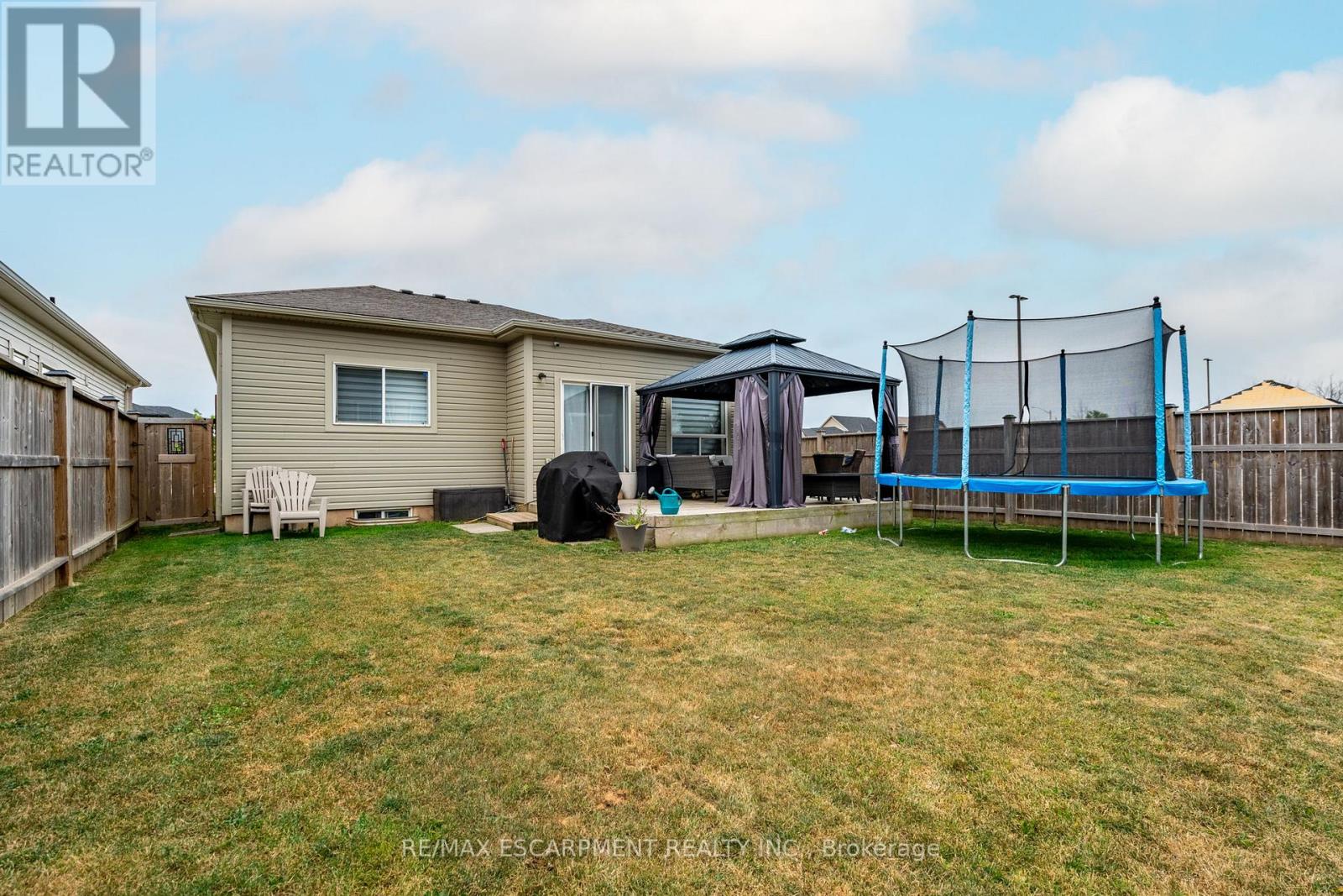 914 Burwell Street, Fort Erie, Ontario  L2A 0E3 - Photo 27 - X12758722