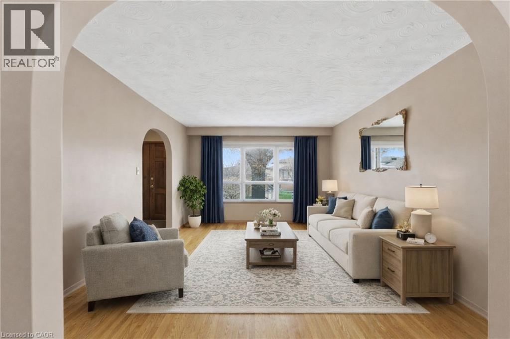 26 Adorn Court, Hamilton, Ontario  L8E 3N2 - Photo 6 - 40819902