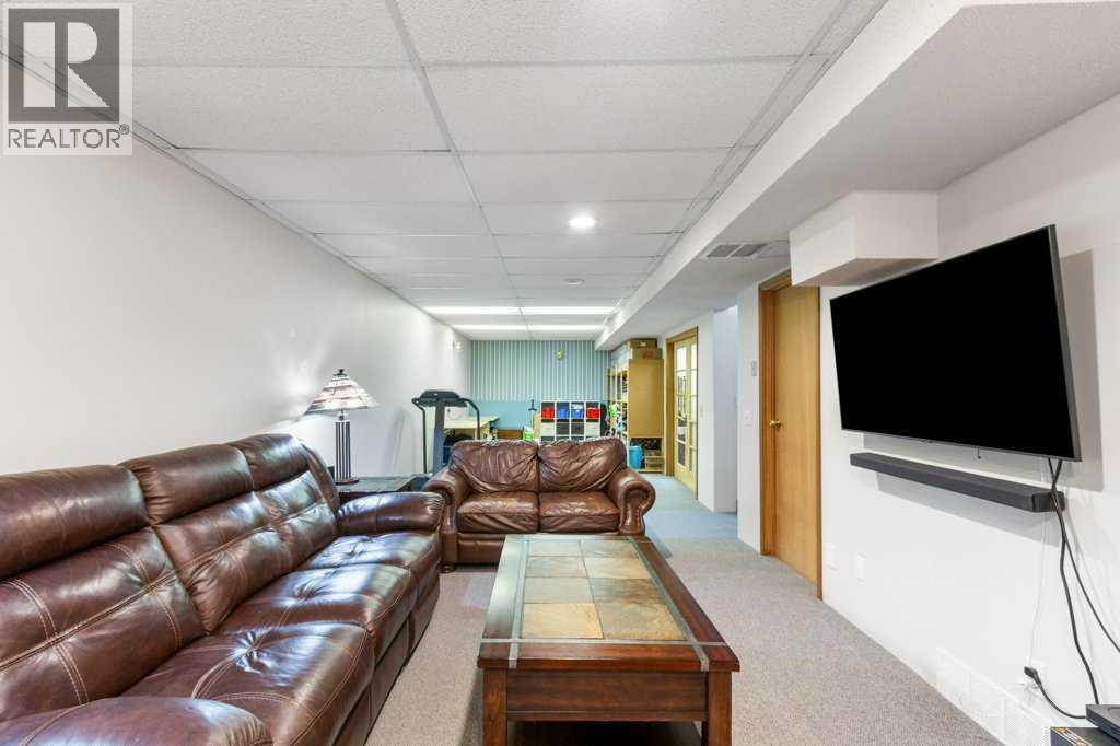 1417 Mccrimmon Drive, Carstairs, Alberta  T0M 0N0 - Photo 24 - A2290241