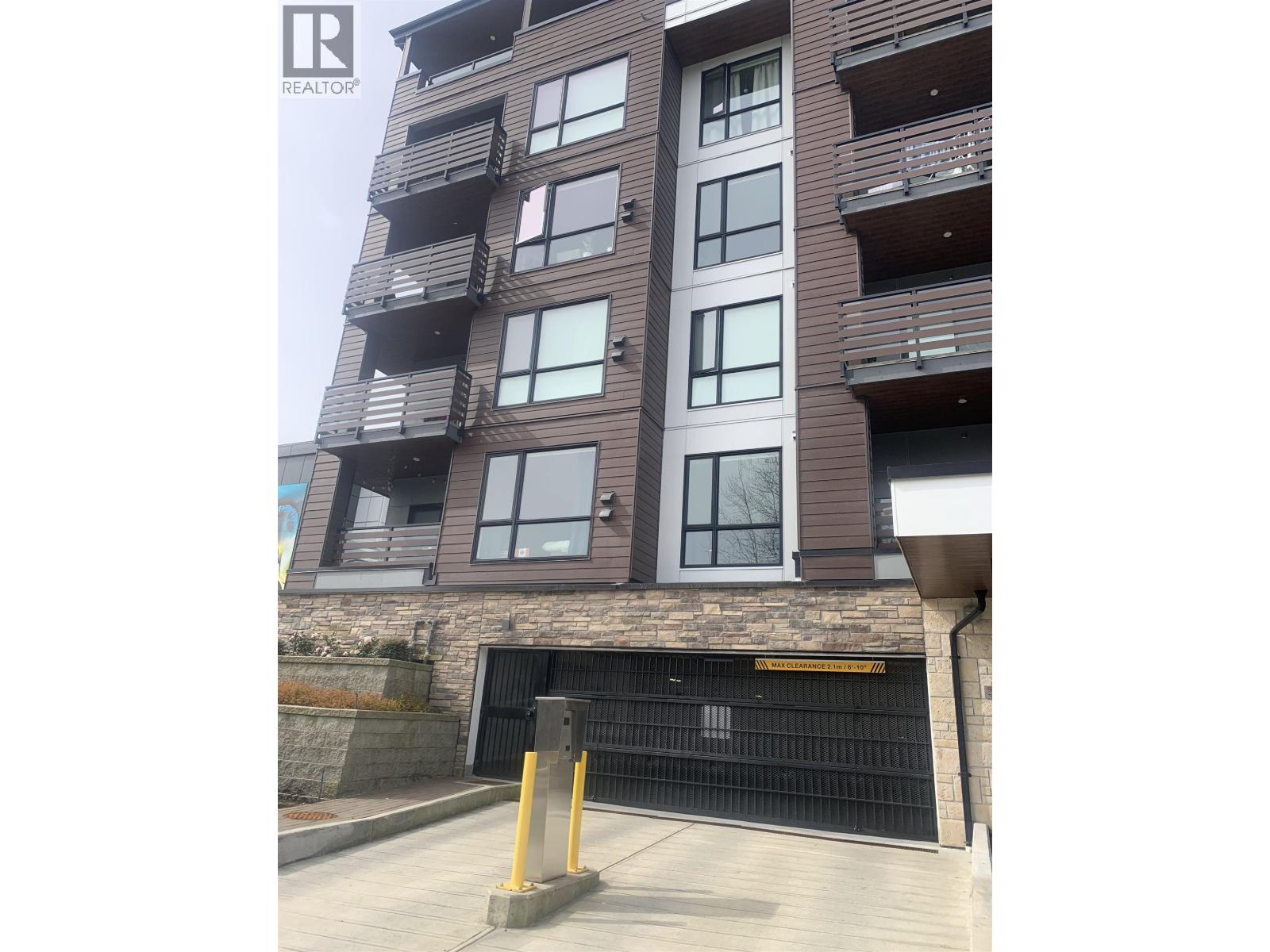 408 11703 Fraser Street, Maple Ridge, British Columbia  V2X 9A7 - Photo 2 - R3111780