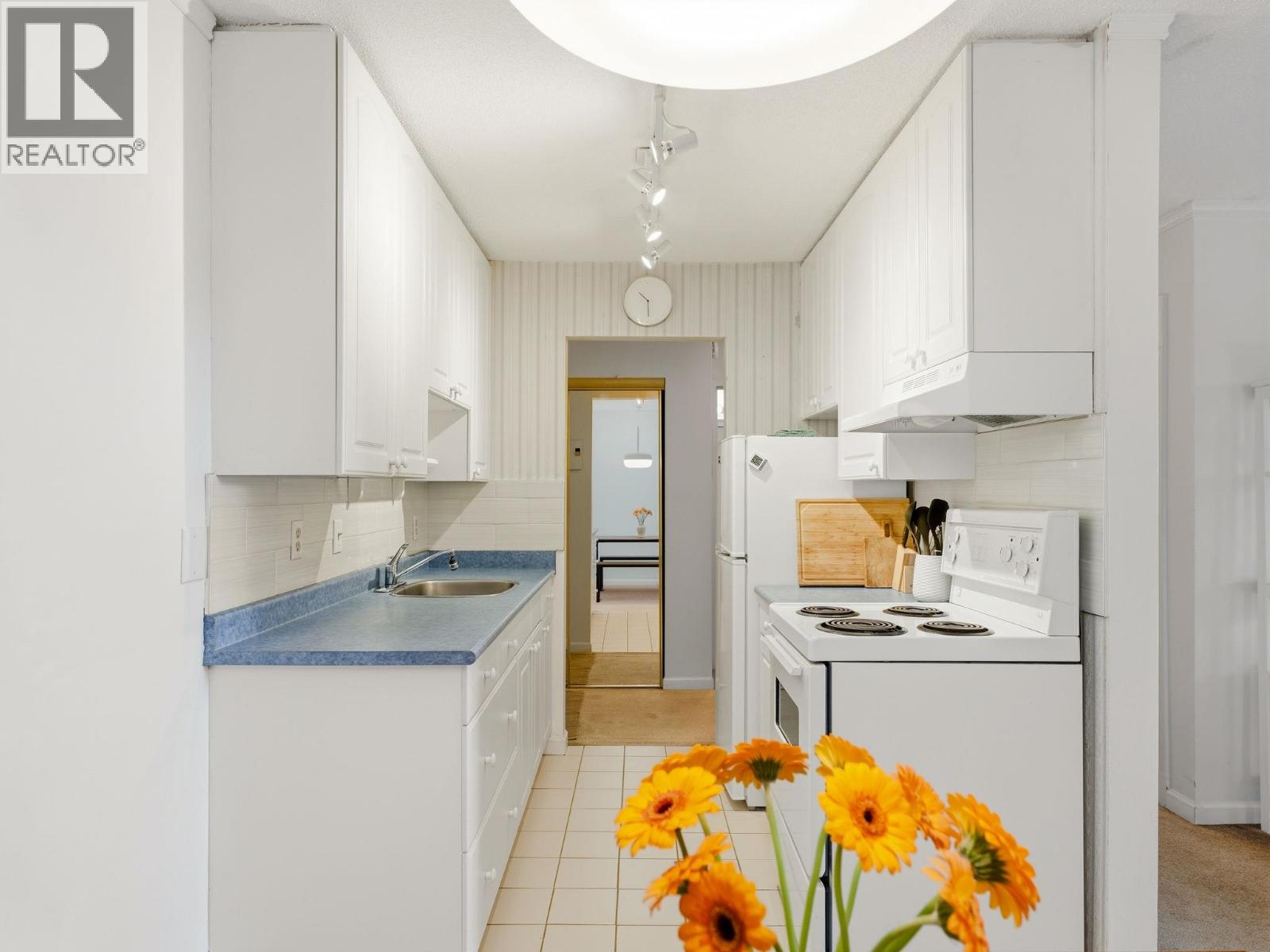 105 307 W 2nd Street, North Vancouver, British Columbia  V7M 1E2 - Photo 14 - R3111811