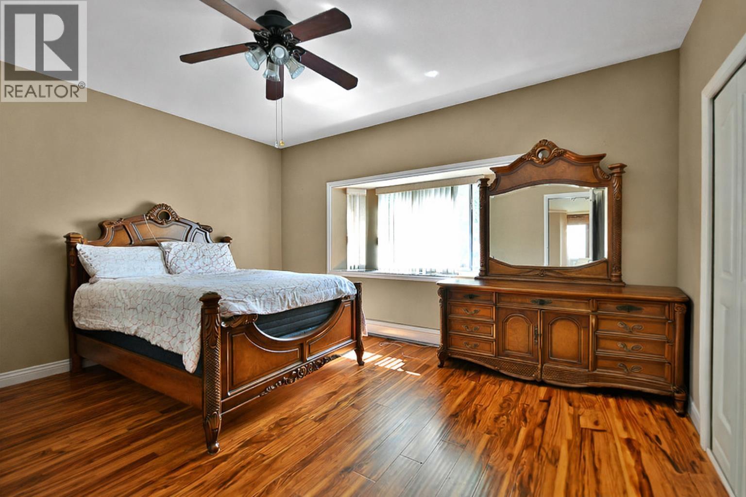 21008 Barker Avenue, Maple Ridge, British Columbia  V2X 8R6 - Photo 9 - R3111733