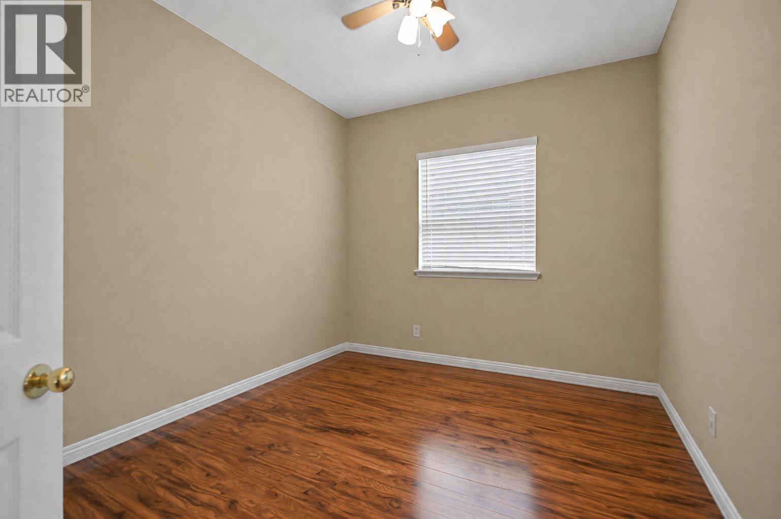 21008 Barker Avenue, Maple Ridge, British Columbia  V2X 8R6 - Photo 13 - R3111733