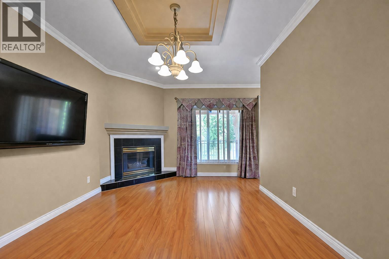 21008 Barker Avenue, Maple Ridge, British Columbia  V2X 8R6 - Photo 8 - R3111733