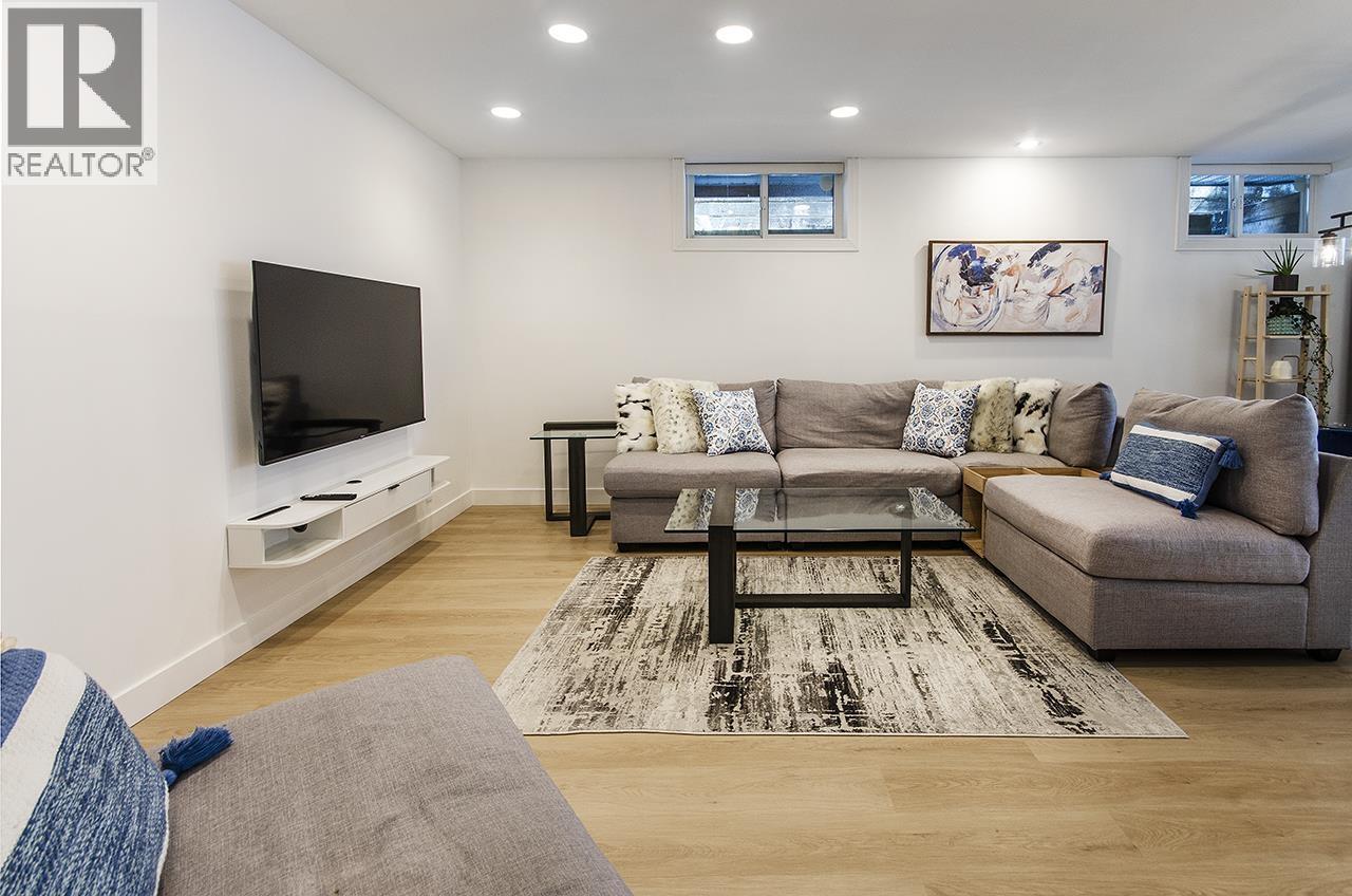 1075 Adderley Street, North Vancouver, British Columbia  V7L 1T4 - Photo 27 - R3111798